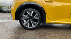 Peugeot 208 1.2 PureTech 100 GT Line 5dr EAT8 Petrol Hatchback